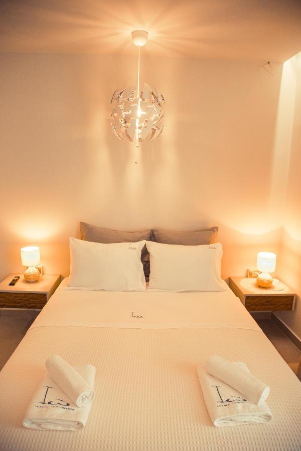 Io Luxury Pool & Hot Tub Suites Preveza Exterior foto