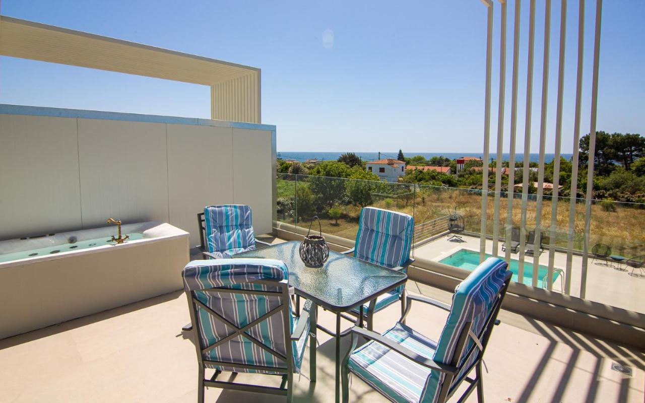 Io Luxury Pool & Hot Tub Suites Preveza Exterior foto